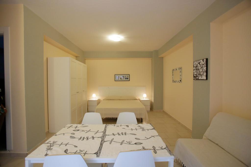 Appartamento Topazio Letojanni Exterior photo